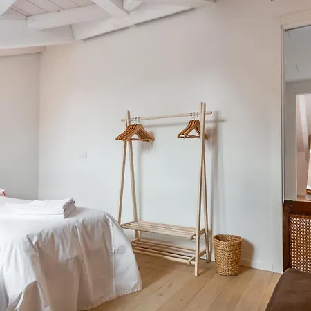 Apartment La Mansarda Di Sarpi Milan